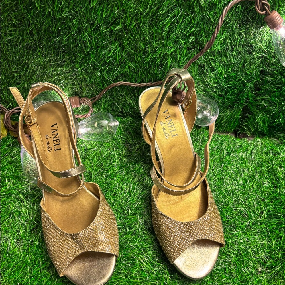 Vaneli Gold High Heeled Sandals with Open Toe Design